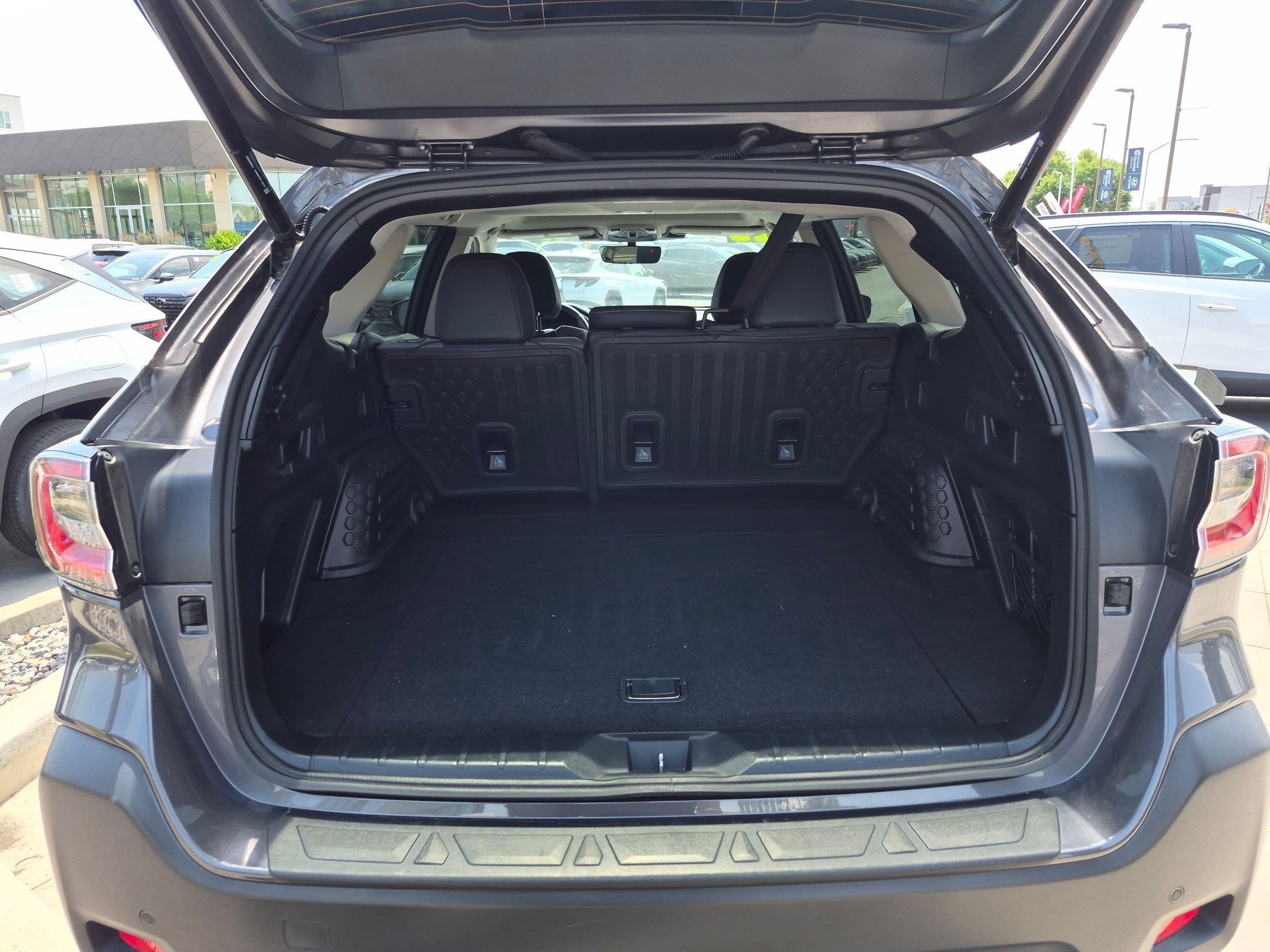 Used 2023 Subaru Outback Onyx Edition XT AWD/4WD image 30