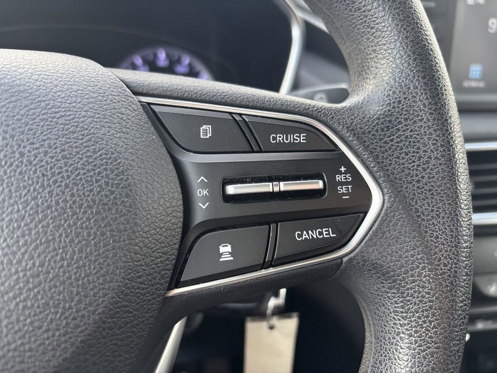 Used 2019 Hyundai Santa Fe SE image 26