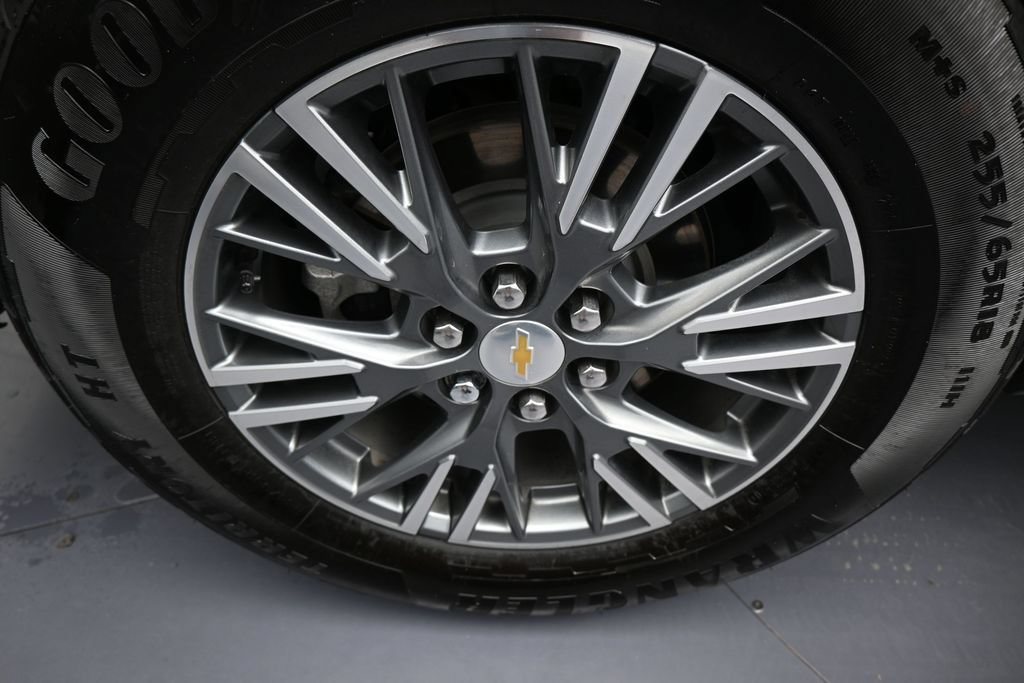 Used 2024 Chevrolet Traverse LS FWD image 48