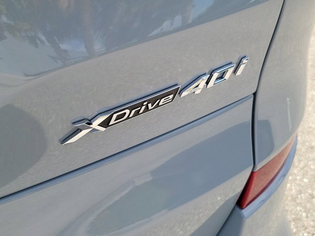 Used 2025 BMW X5 xDrive40i w/ Executive Package image 7