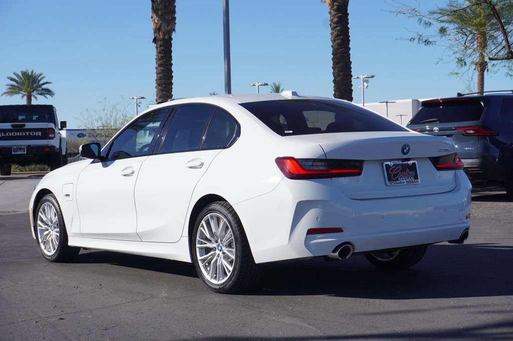 Used 2023 BMW 330e w/ Driving Assistance Package image 3