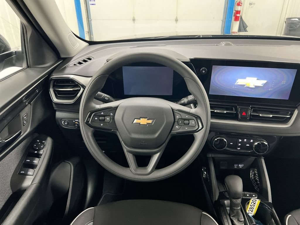 New 2026 Chevrolet TrailBlazer LT FWD image 11