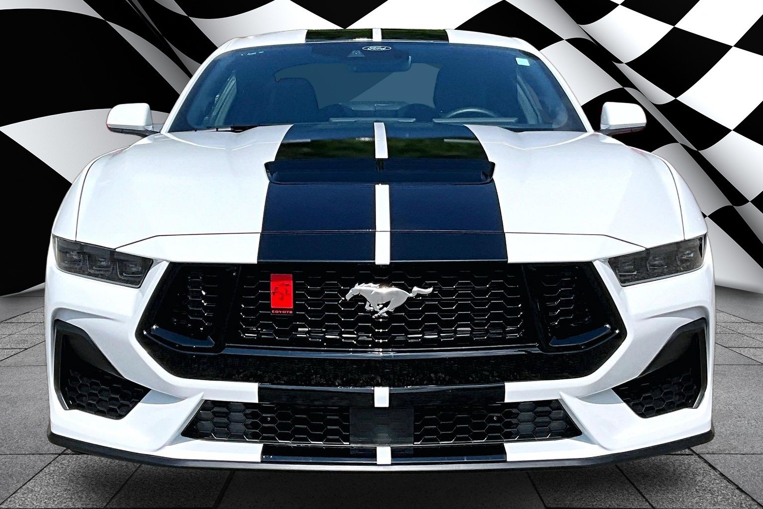 Used 2025 Ford Mustang GT RWD image 3