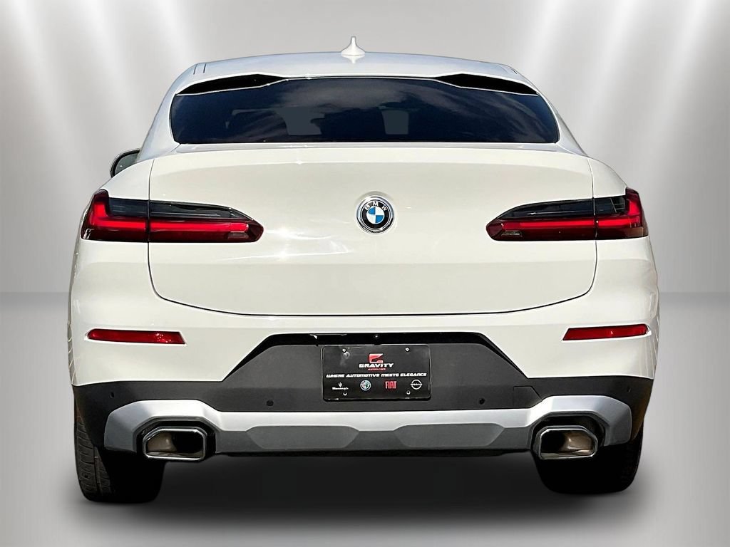 Used 2023 BMW X4 xDrive30i w/ Premium Package AWD/4WD image 5