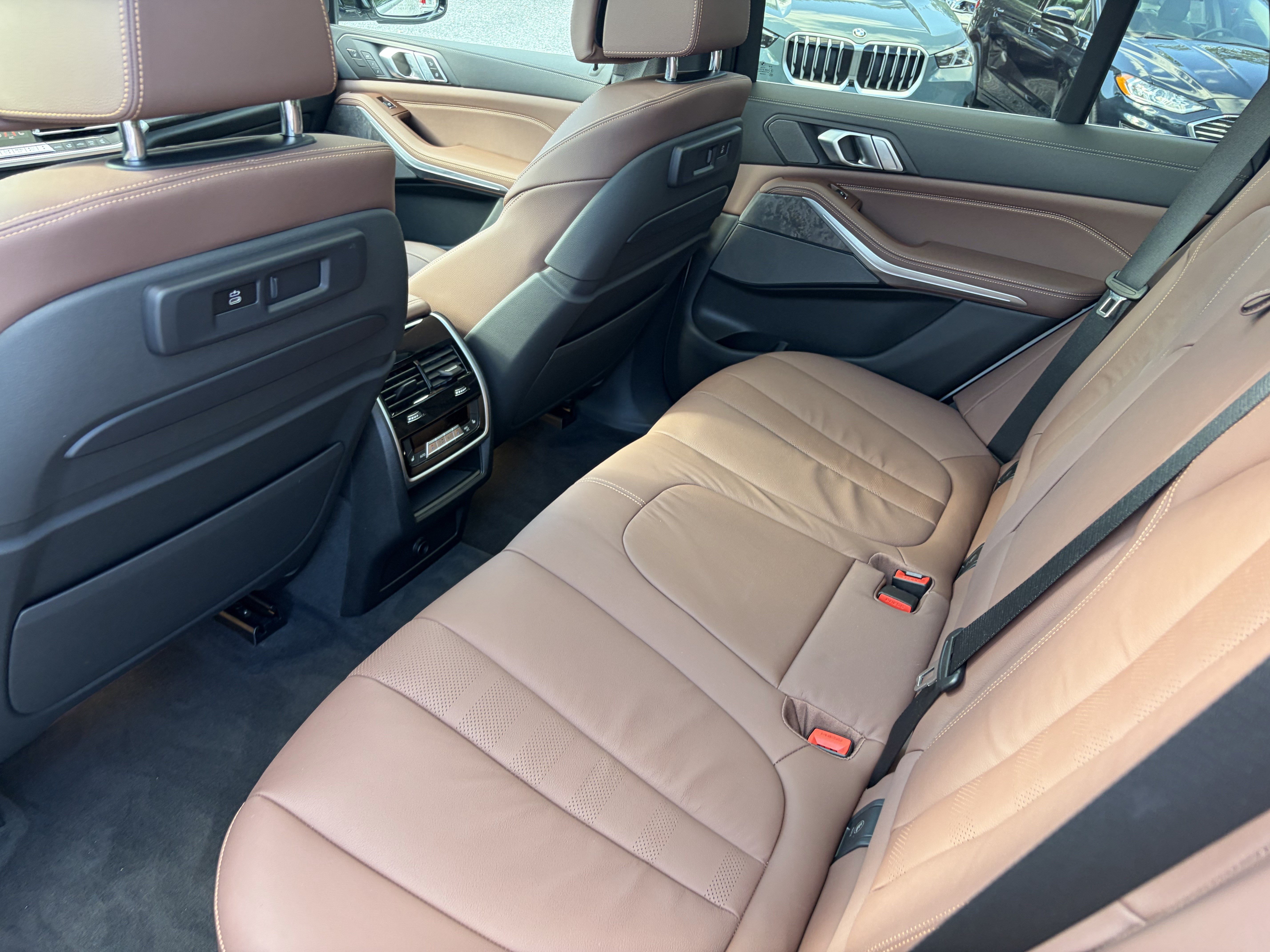 Used 2020 BMW X5 xDrive40i w/ Premium Package AWD/4WD image 15