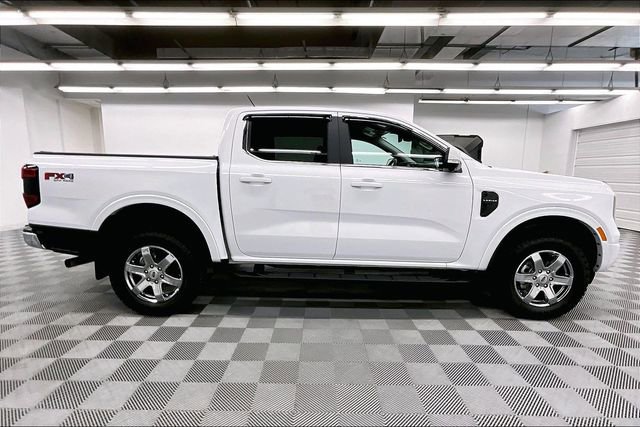 Used 2025 Ford Ranger Lariat w/ FX4 Off-Road Package image 16