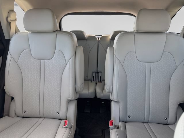 Certified 2022 Kia Sorento SX Prestige w/ Panoramic Sunroof Package AWD/4WD image 18