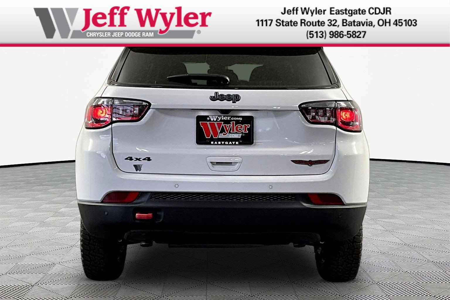 New 2026 Jeep Compass Trailhawk w/ Sun, Sound & Navigation Group AWD/4WD image 5