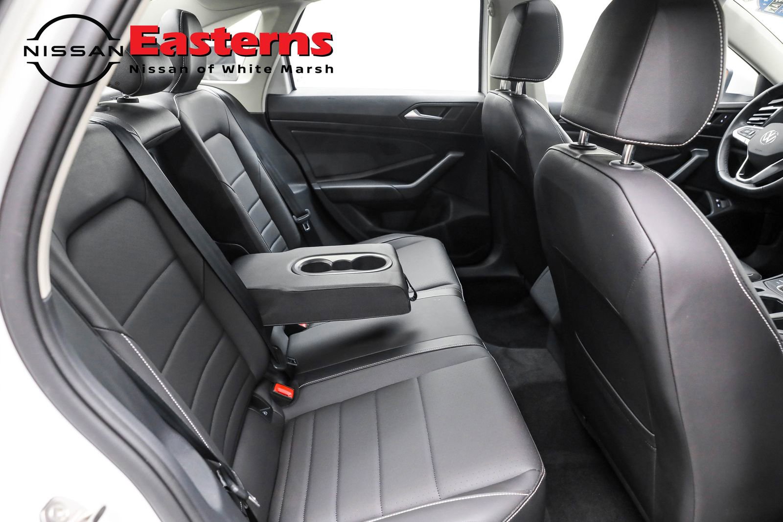 Used 2023 Volkswagen Jetta SE w/ Panoramic Sunroof Package image 21