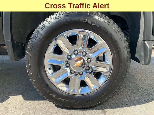 Used 2024 Chevrolet Silverado 2500 High Country image 9