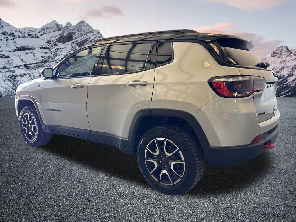 New 2026 Jeep Compass Trailhawk w/ Sun, Sound & Navigation Group AWD/4WD image 3