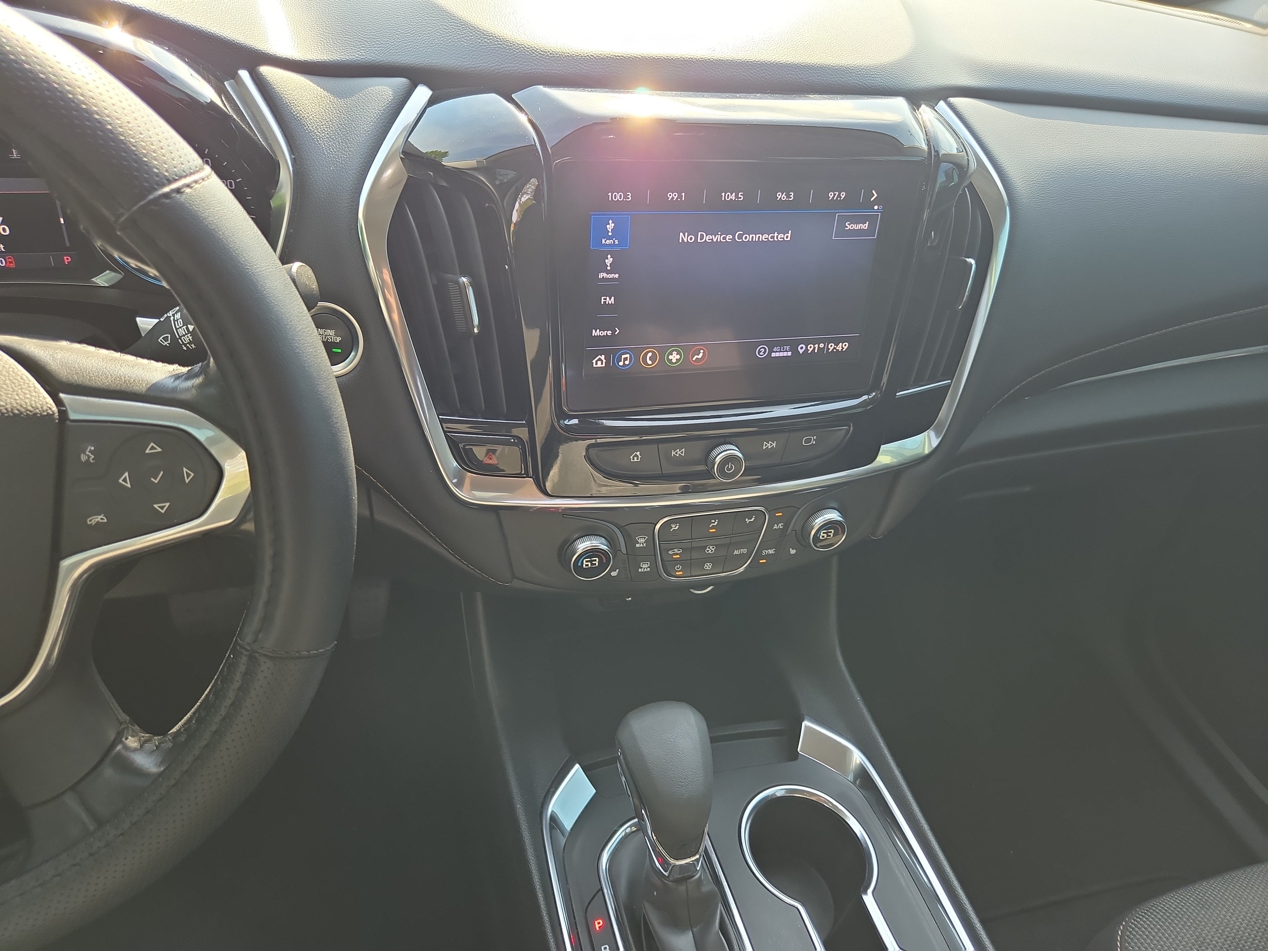 Used 2021 Chevrolet Traverse LT AWD/4WD image 23