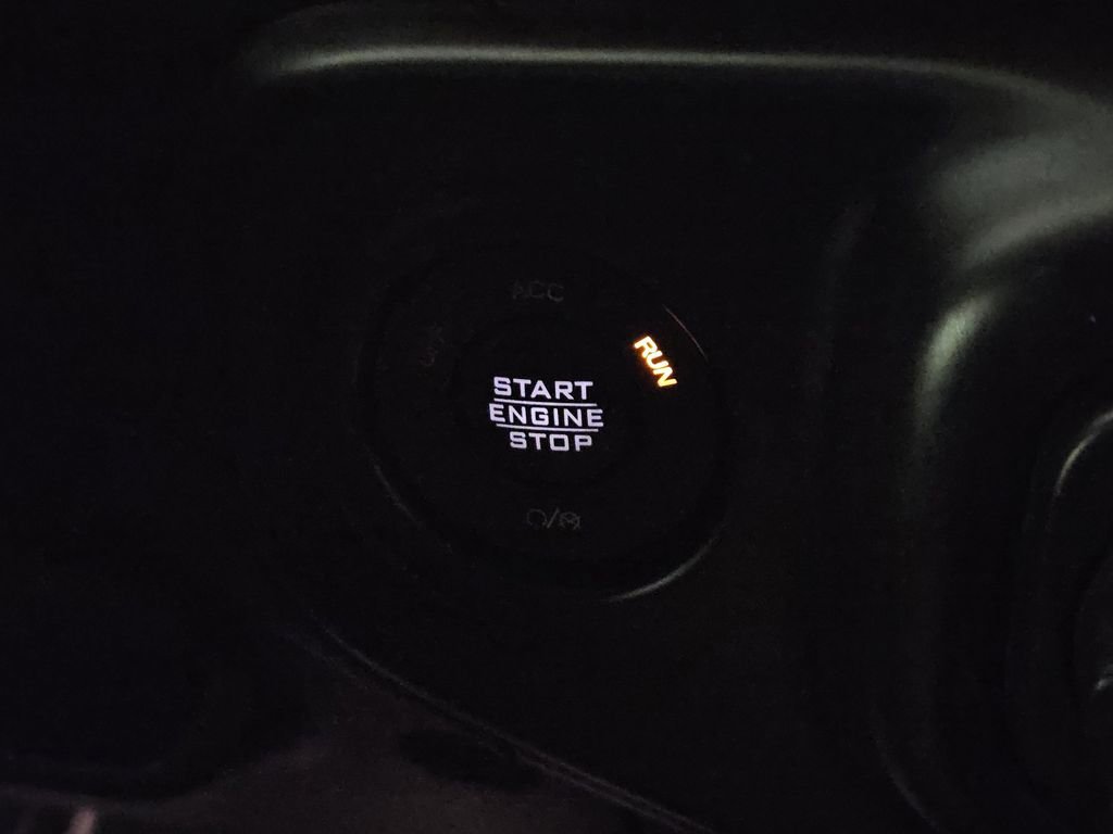 Used 2018 Jeep Wrangler Unlimited Rubicon AWD/4WD image 18