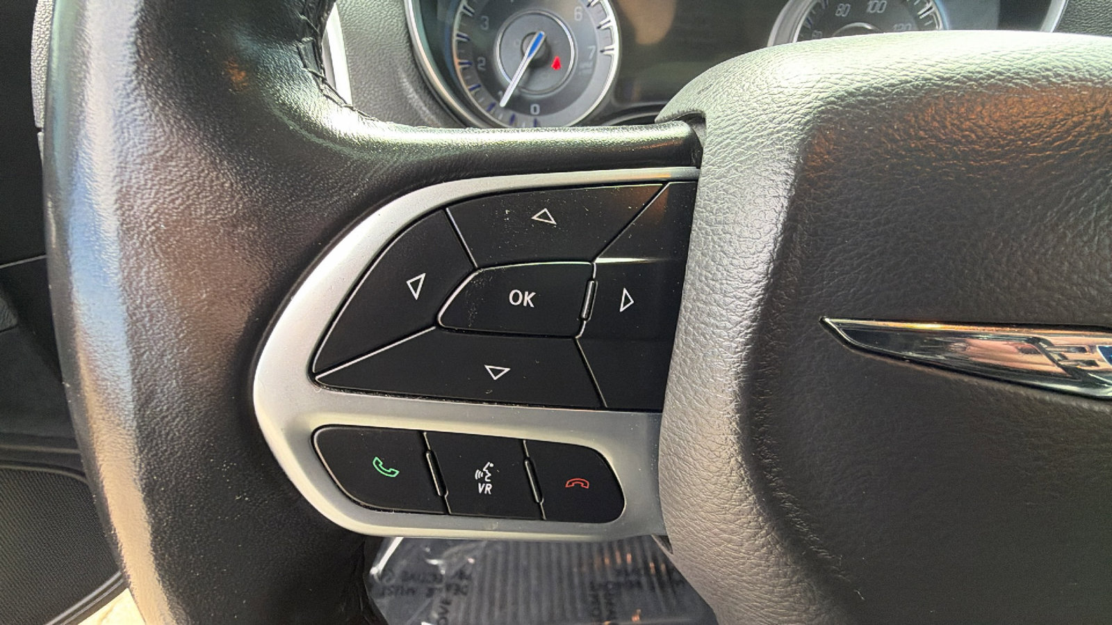 Used 2020 Chrysler 300 Touring w/ Sport Appearance Package image 26