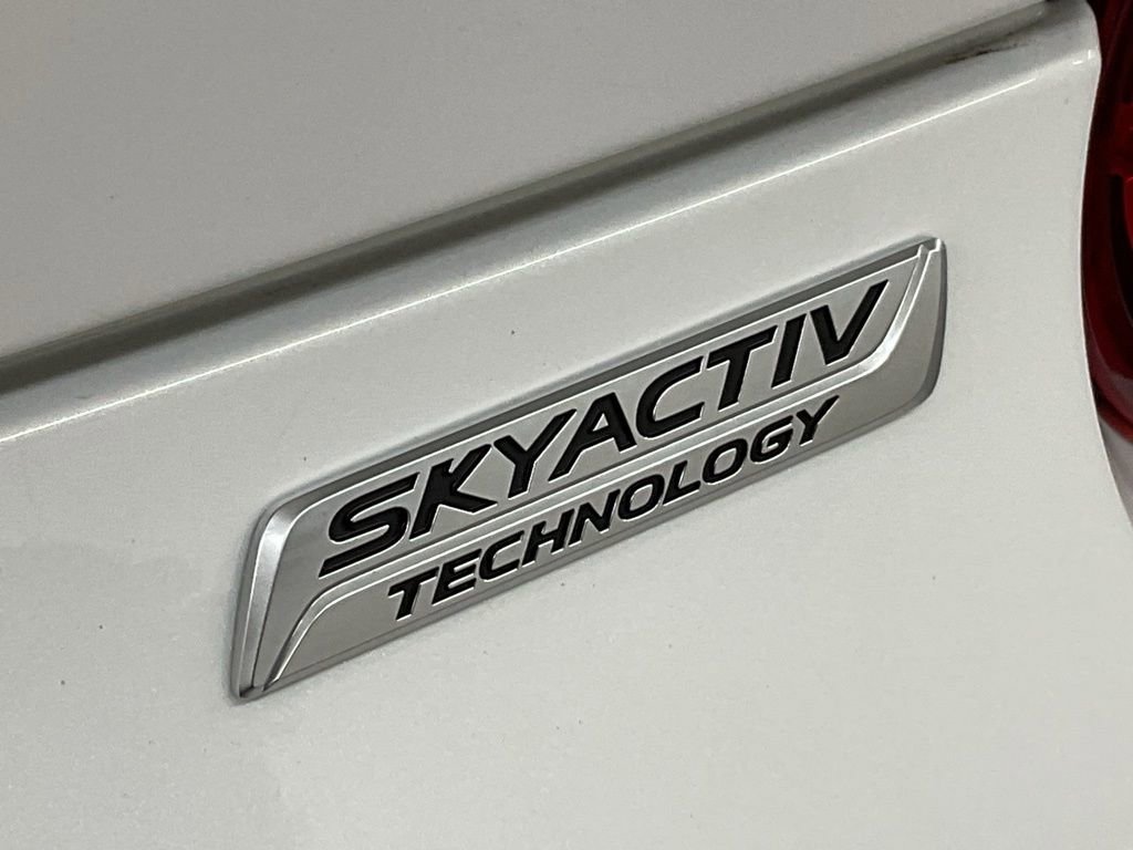 Used 2017 MAZDA MX-5 Miata RF Grand Touring image 24