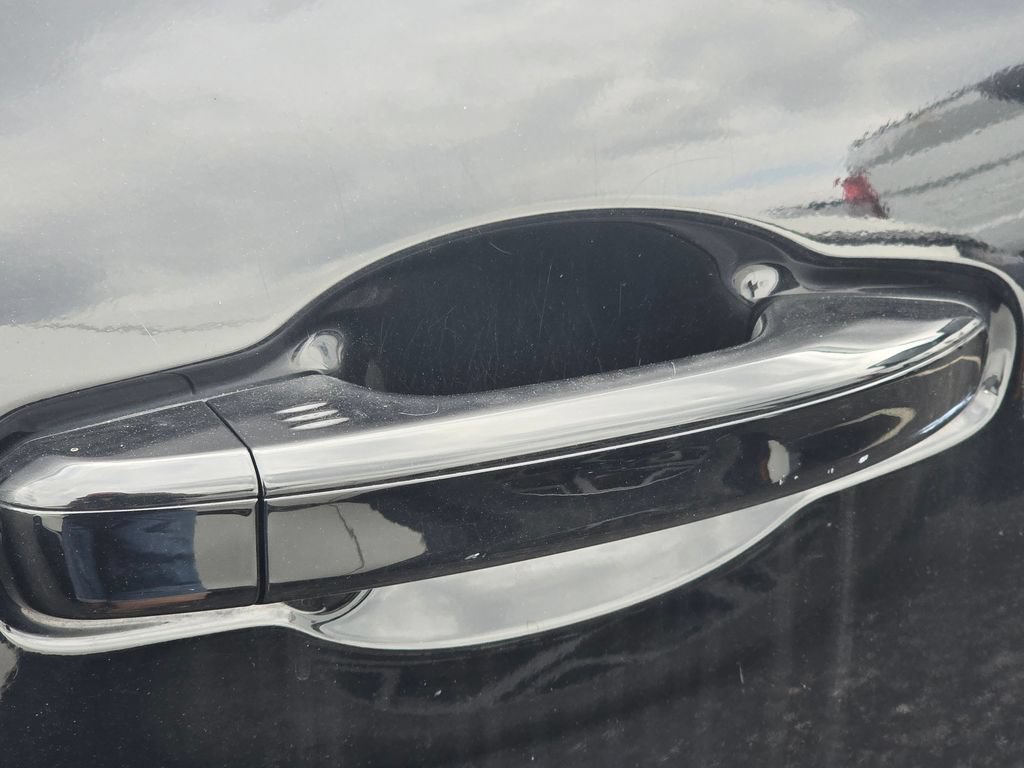 Used 2019 Honda Insight EX image 18