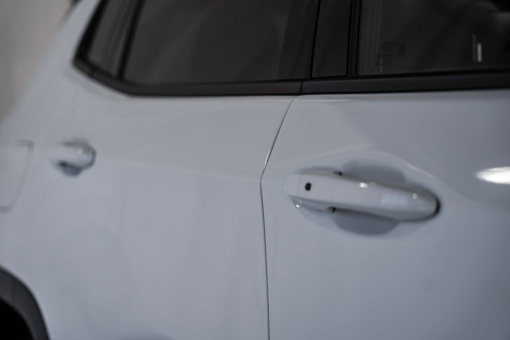 New 2026 Jeep Compass Limited image 16