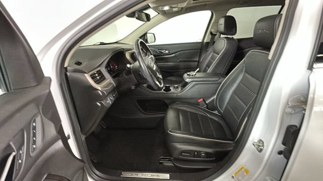 Used 2021 GMC Acadia Denali AWD/4WD image 11