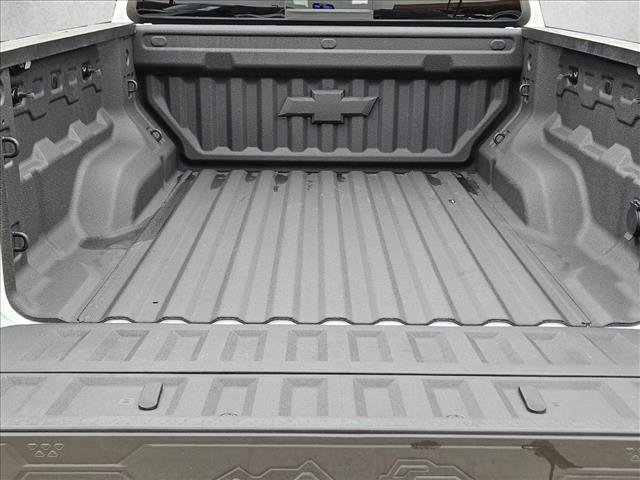 Used 2025 Chevrolet Colorado ZR2 w/ Technology Package image 6