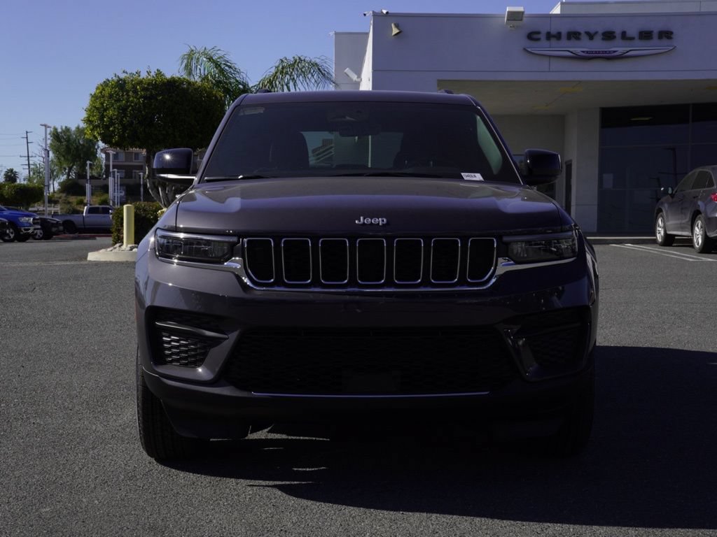 New 2026 Jeep Grand Cherokee Laredo X RWD image 9