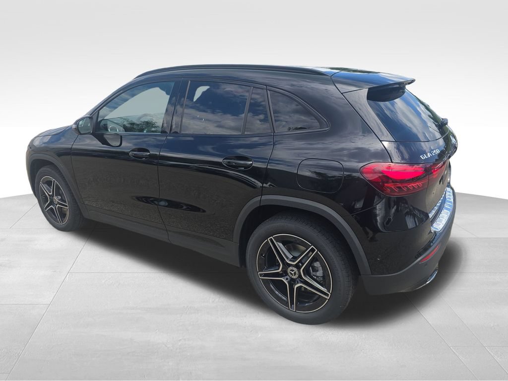 New 2026 Mercedes-Benz GLA 250 4MATIC image 3