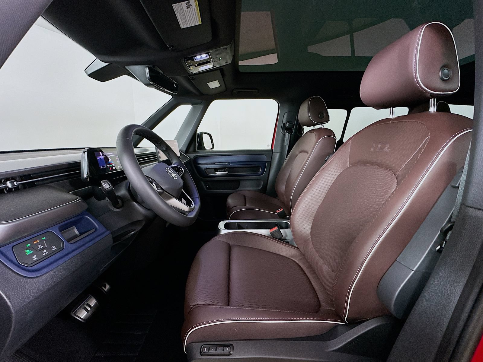 New 2025 Volkswagen ID. Buzz Pro S Plus AWD/4WD image 31