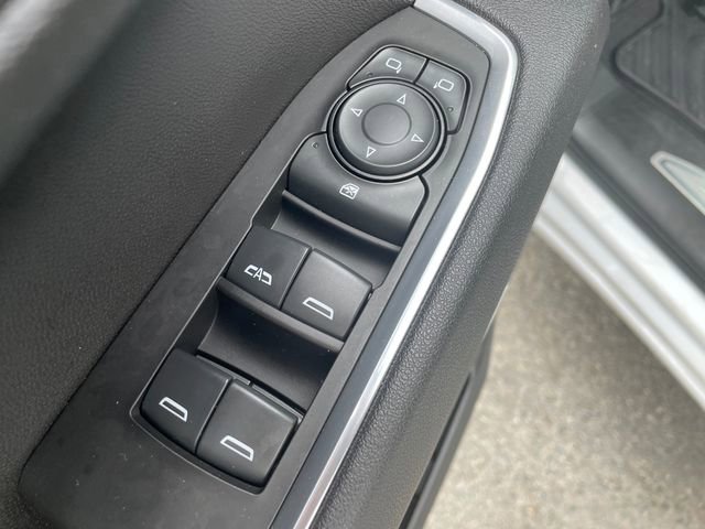 Used 2025 Chevrolet Silverado 1500 LT AWD/4WD image 25