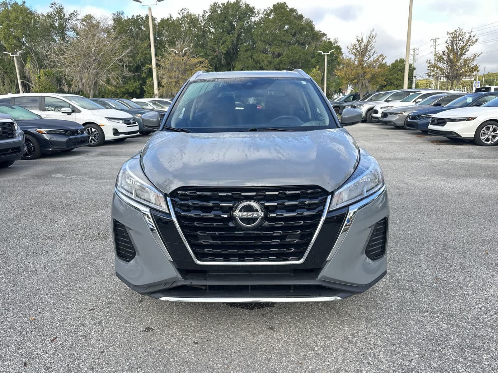 Used 2024 Nissan Kicks SV FWD image 9
