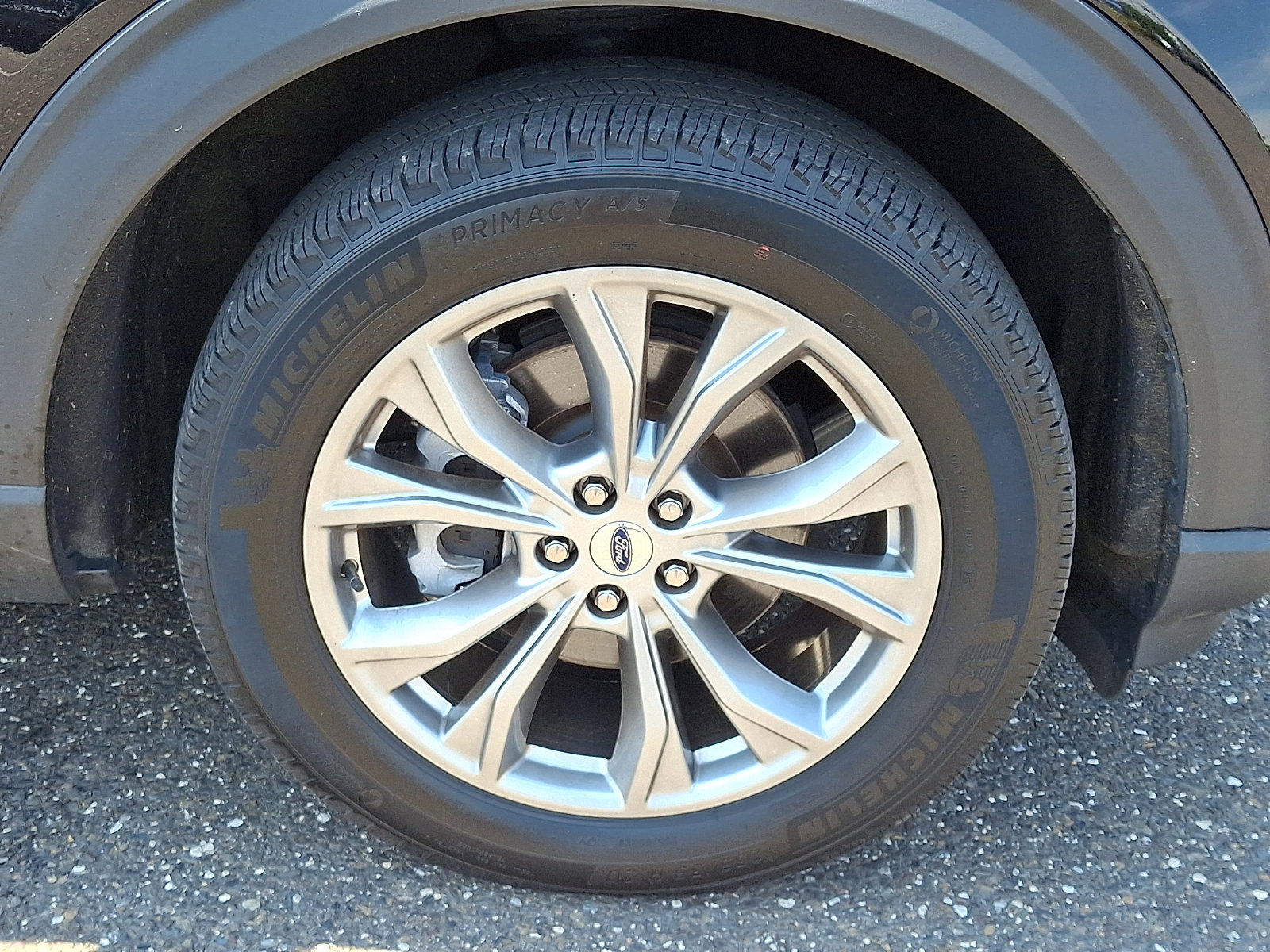 Certified 2023 Ford Explorer XLT w/ Equipment Group 202A AWD/4WD image 8