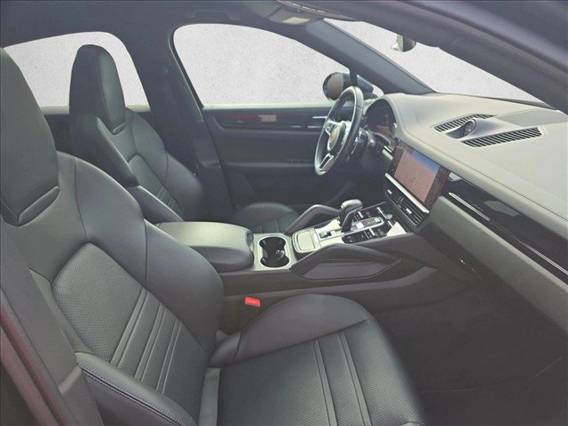 Used 2022 Porsche Cayenne Coupe AWD/4WD image 21