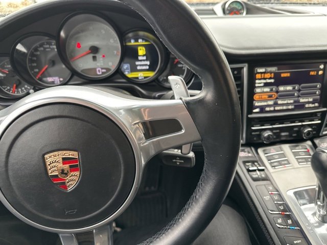 Used 2015 Porsche Panamera 4S Executive image 27