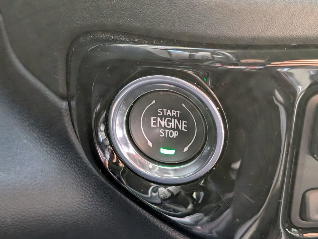 Used 2024 Chevrolet Silverado 1500 RST w/ Convenience Package II image 34