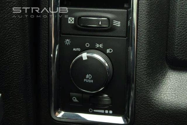 Used 2017 RAM 3500 Laramie w/ Snow Chief Group AWD/4WD image 21