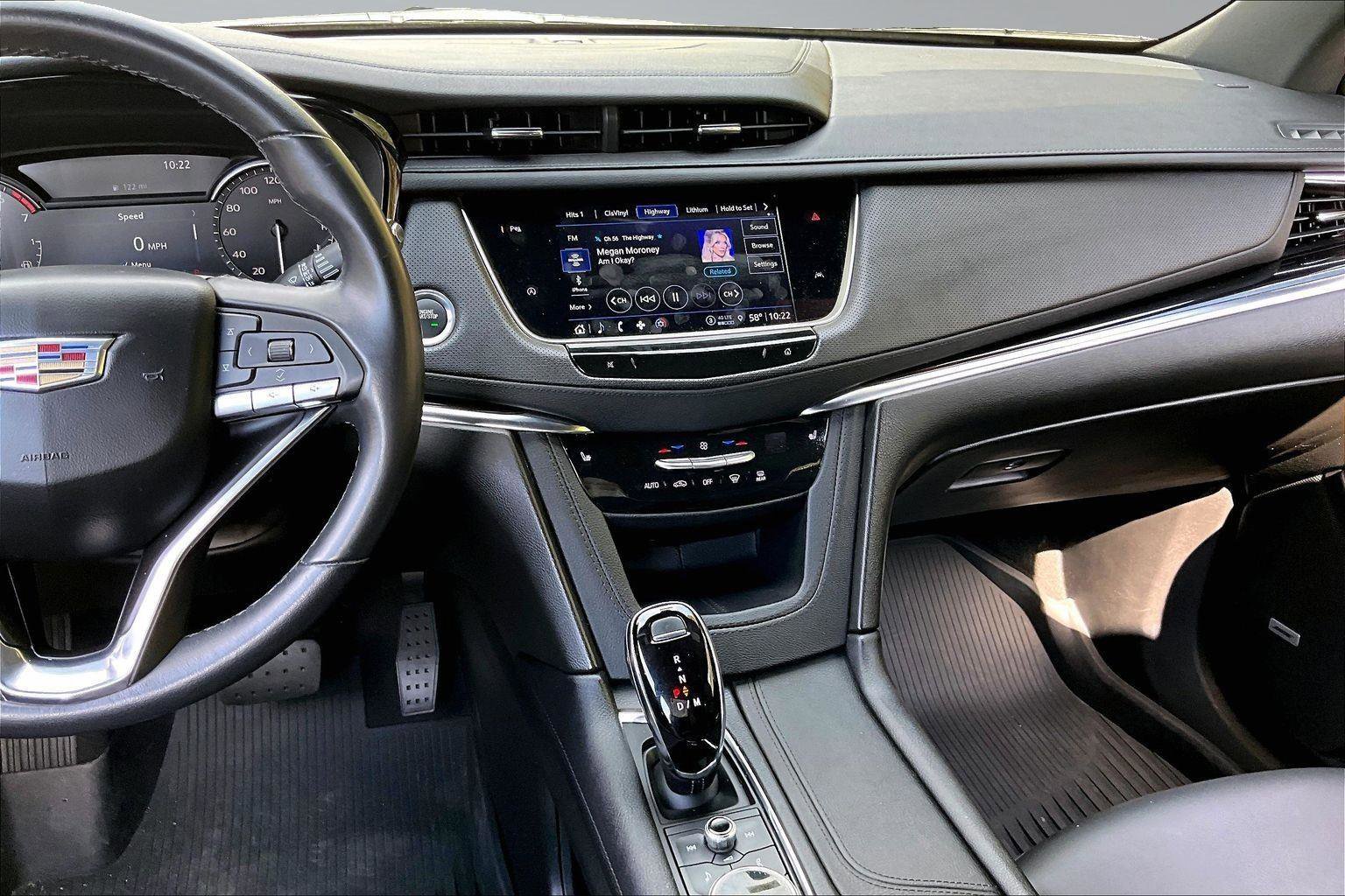 Used 2023 Cadillac XT6 Luxury FWD image 6