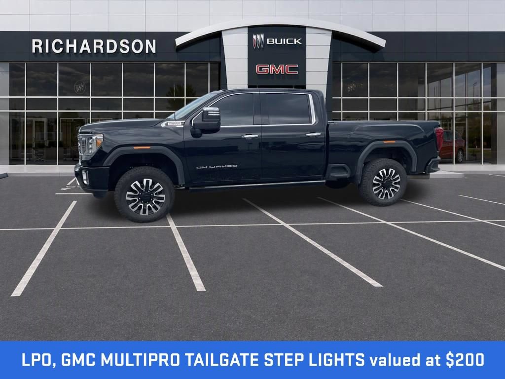 Used 2021 GMC Sierra 2500 Denali w/ Denali Black Diamond Edition AWD/4WD image 9