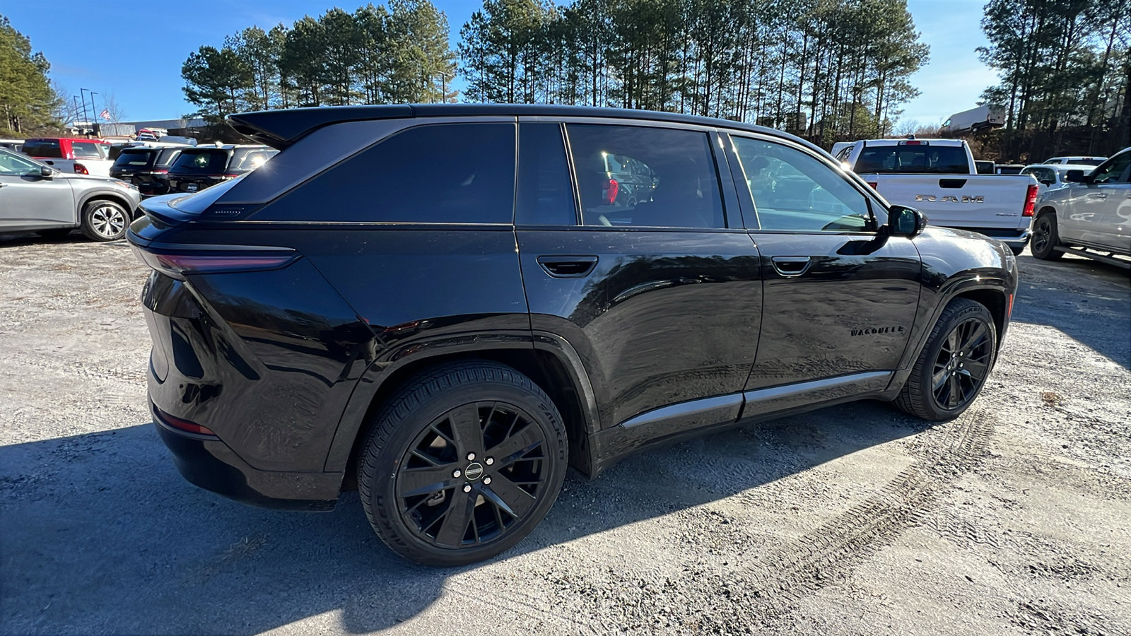 Used 2024 Jeep Wagoneer Launch Edition image 8