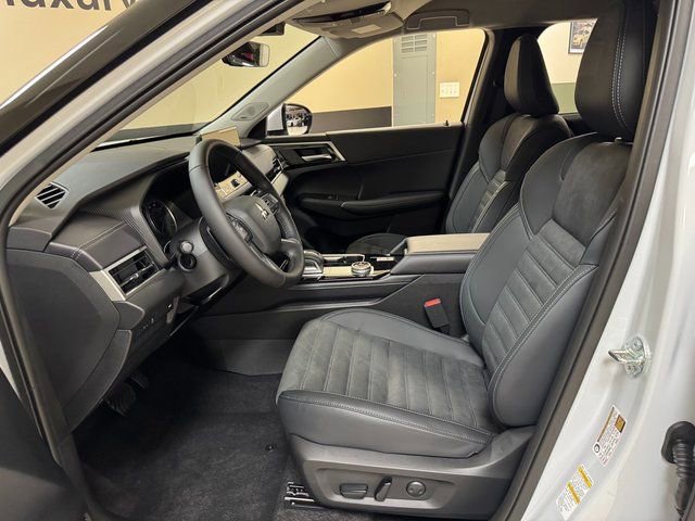 New 2026 Mitsubishi Outlander SE FWD image 8