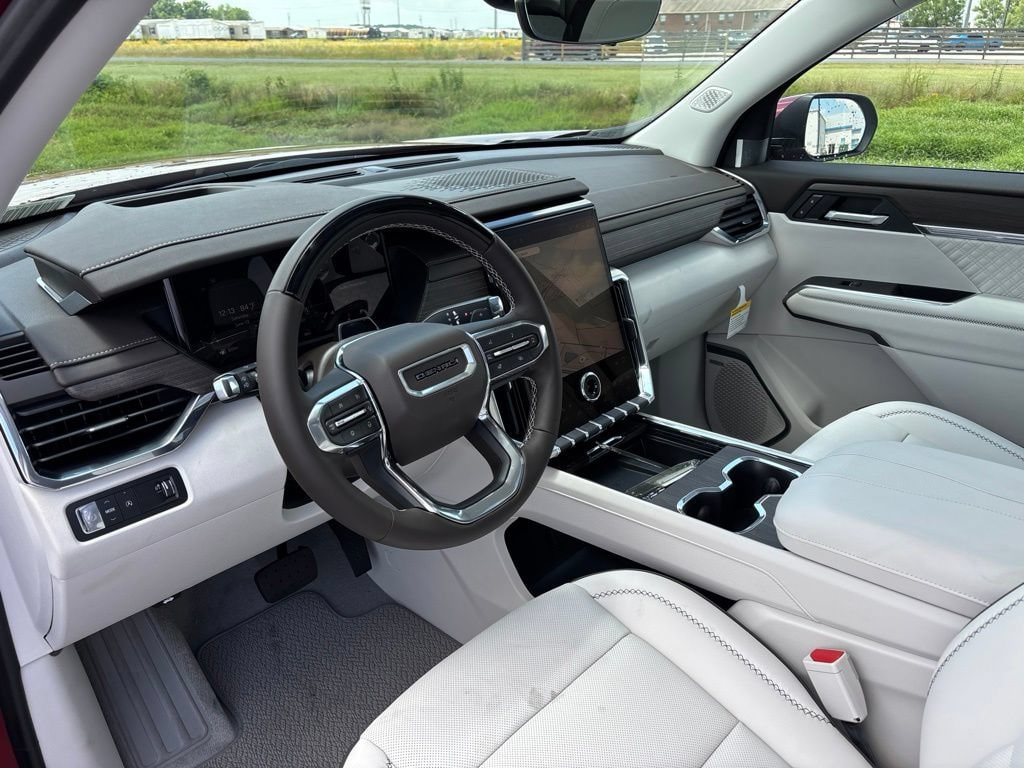 New 2026 GMC Acadia Denali w/ Super Cruise Package FWD image 10
