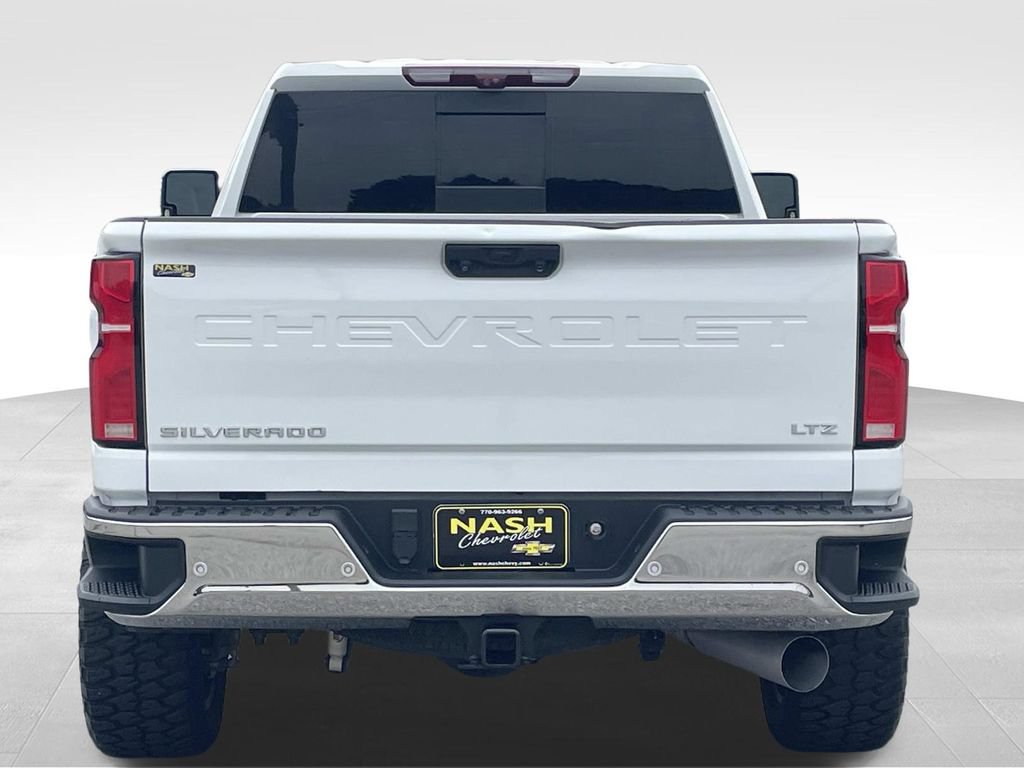 Used 2024 Chevrolet Silverado 2500 LTZ w/ LTZ Premium Package AWD/4WD image 4