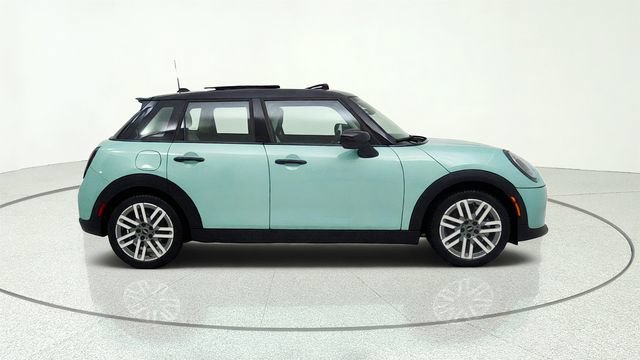 Used 2025 MINI Cooper S FWD image 1
