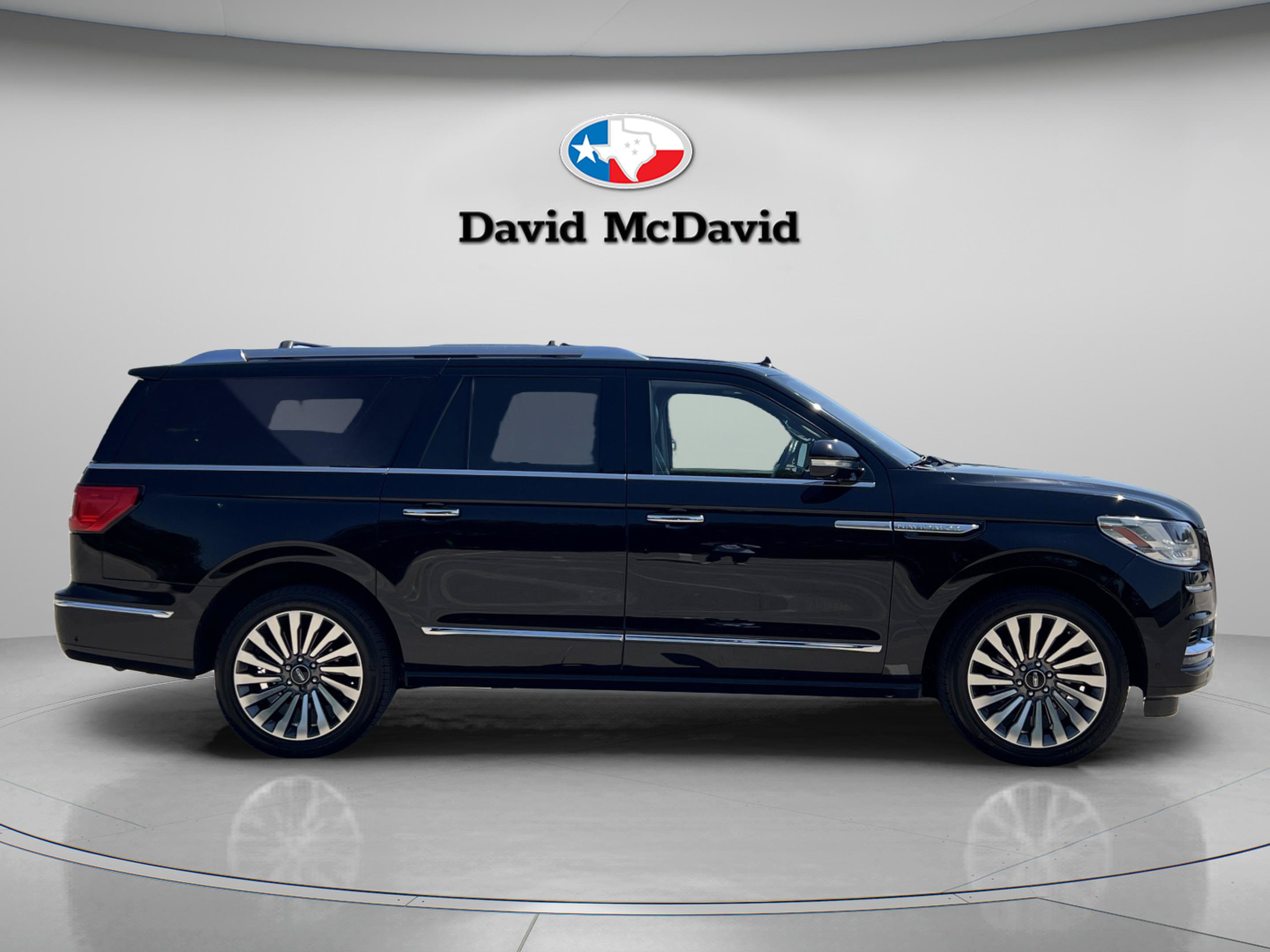 Used 2018 Lincoln Navigator L Reserve w/ Technology Package AWD/4WD image 7