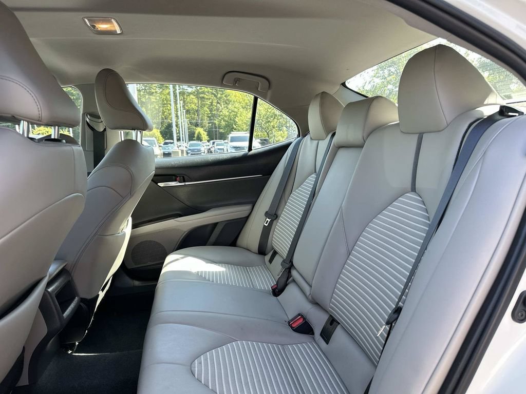 Used 2023 Toyota Camry SE FWD image 17