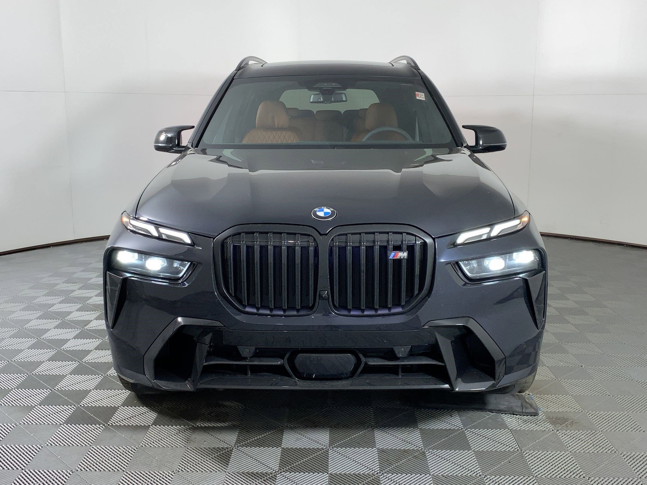 New 2026 BMW X7 M60i image 5