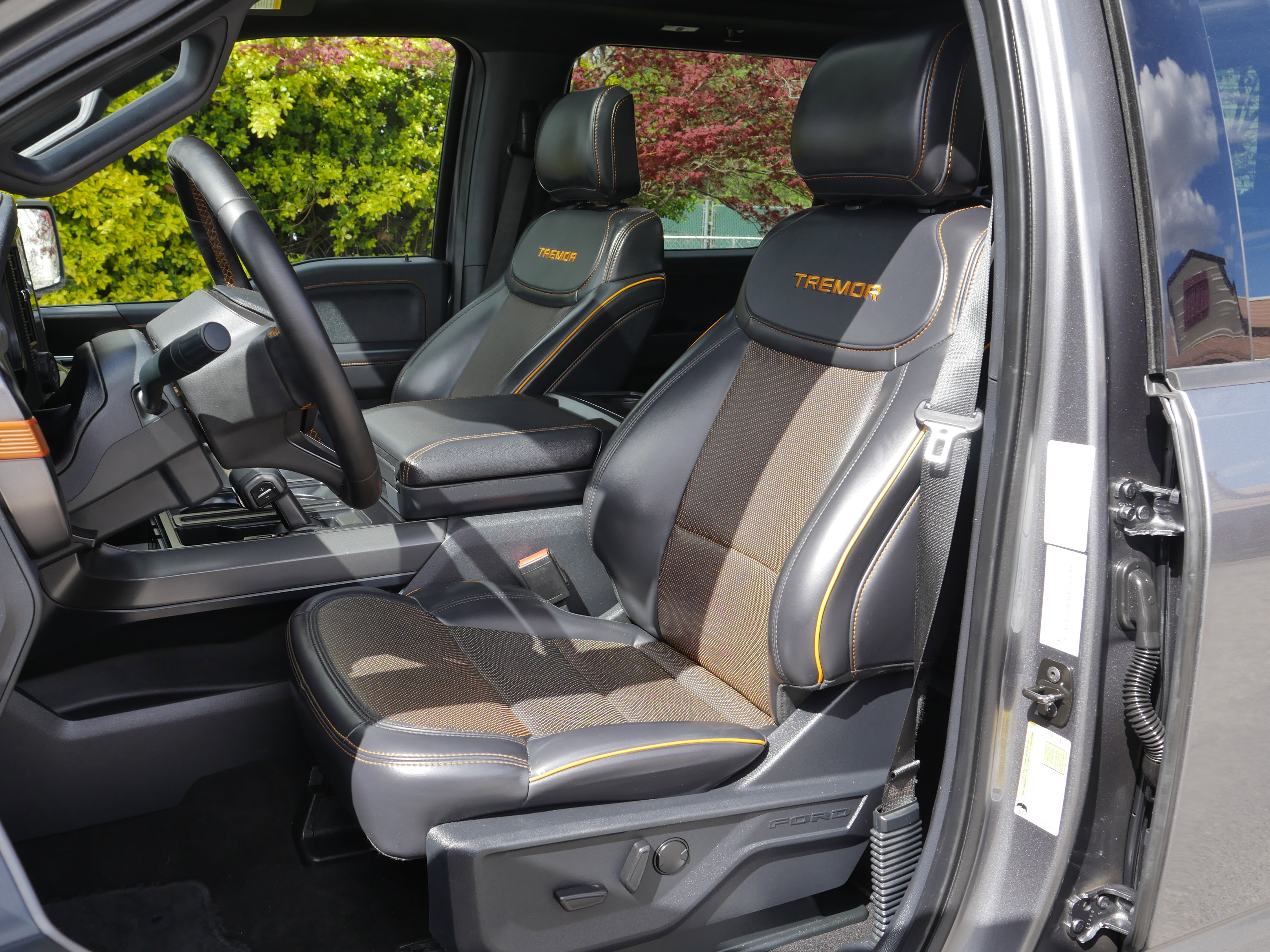 Certified 2025 Ford F150 Tremor w/ Equipment Group 402A High AWD/4WD image 37