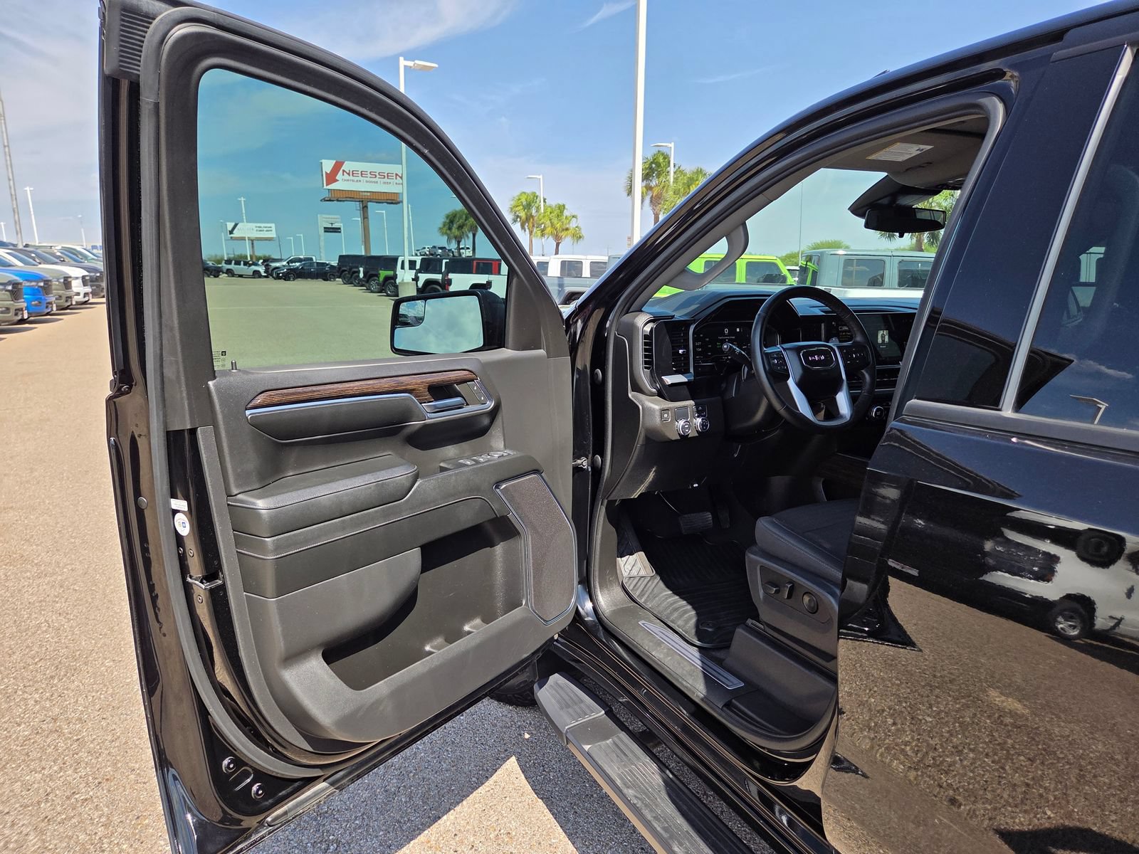 Used 2024 GMC Sierra 1500 Elevation RWD image 14