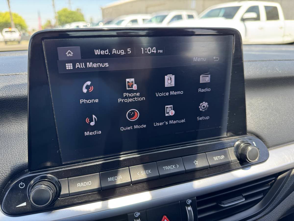 Used 2022 Kia Forte LXS FWD image 27
