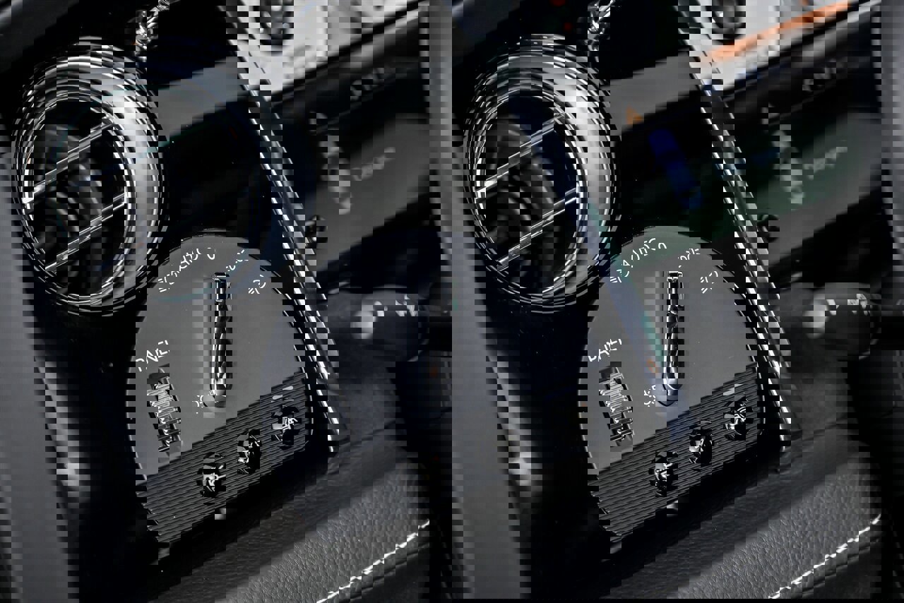 Used 2017 Rolls-Royce Ghost image 28