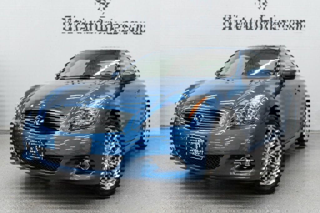 Used 2013 INFINITI G37 x w/ Premium Pkg image 41