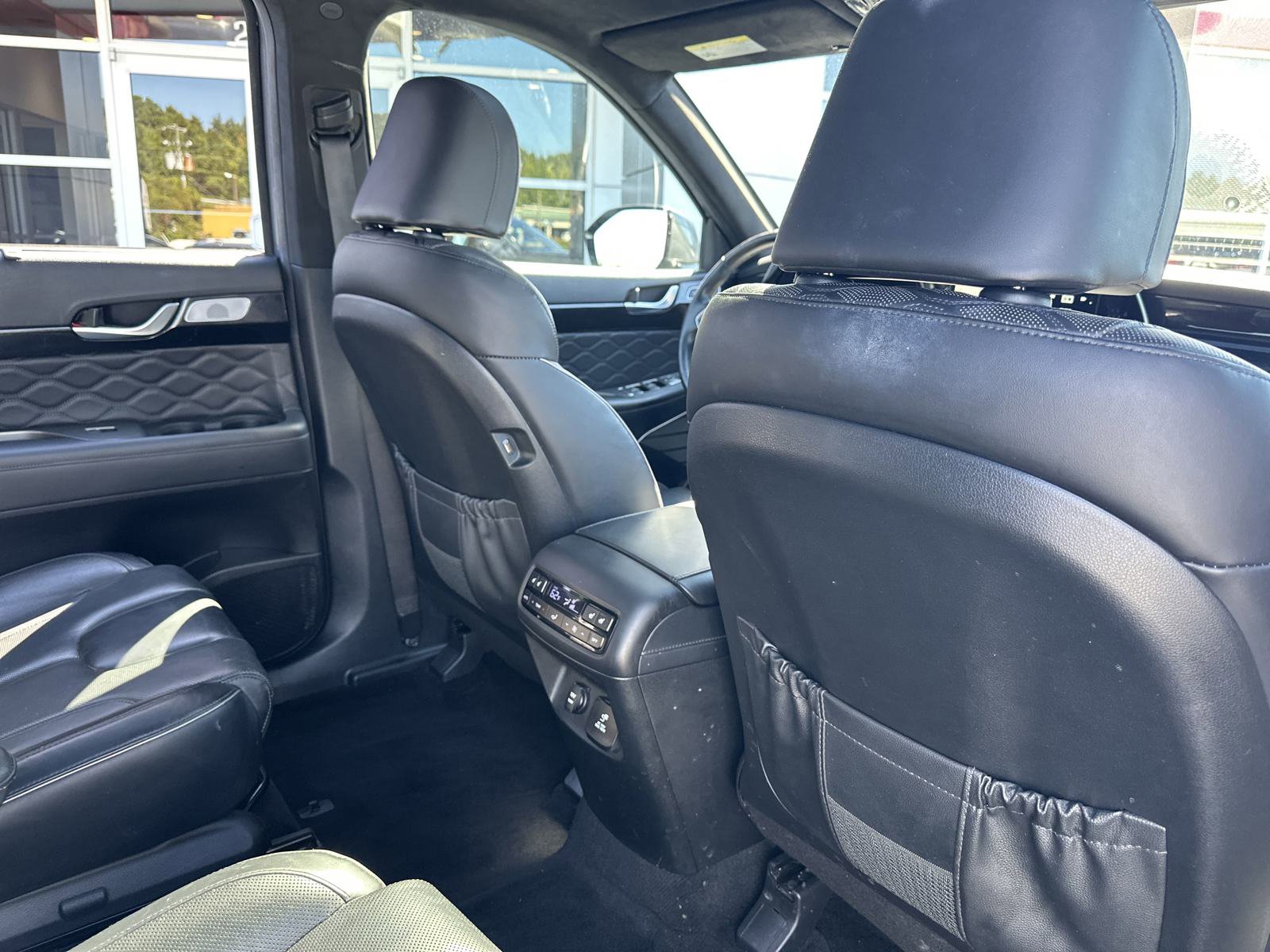 Used 2021 Hyundai Palisade Calligraphy image 33