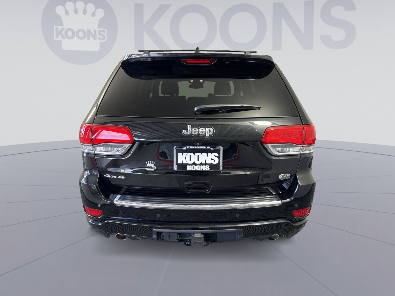 Used 2015 Jeep Grand Cherokee Overland w/ Advanced Technology Group image 5